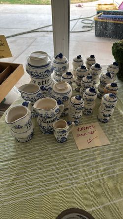 Vintage Spice Set 19 Pieces