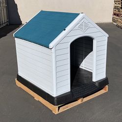 (New in box) $130 Plastic Dog House X-Large Size Pet Indoor Outdoor All Weather Shelter Cage Kennel 42x42x45” 