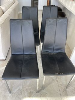 Set of 4 chairs
