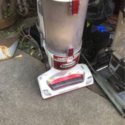 Shark Vacuum Lift Away As Is Parts Motor Works Need Deep Cleaning For Better Suction 
