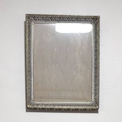 Vintage Gold And White Burnished Filigree Picture Frame Wall Decor