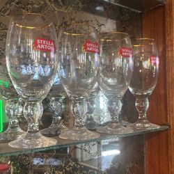 SET OF 4 GLASSES