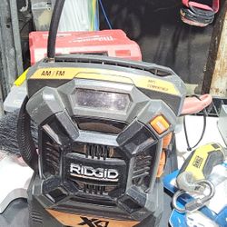 rigid radio 