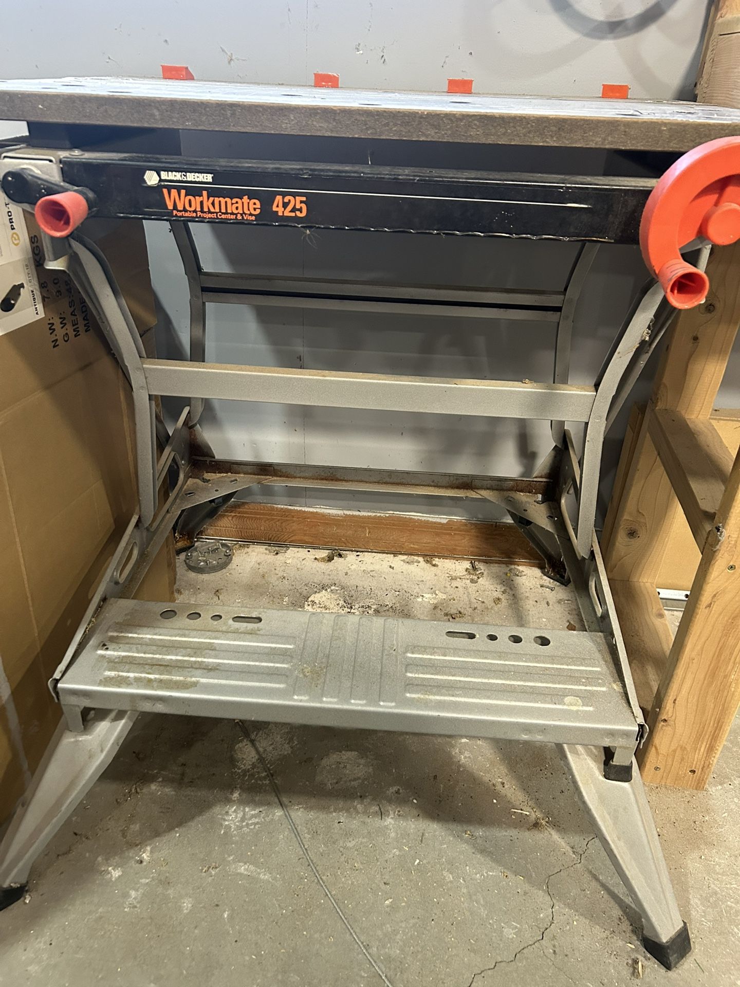 Black & Decker Workmate 425 Portable Project Center And Vise