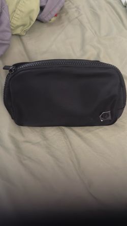 Lulu lemon Fanny pack