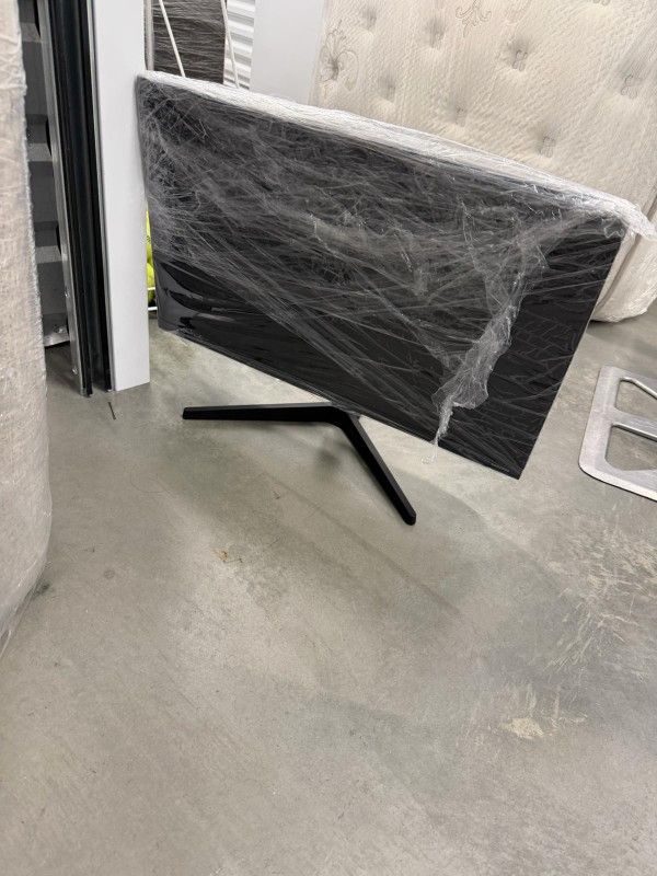 Black Computer Monitor