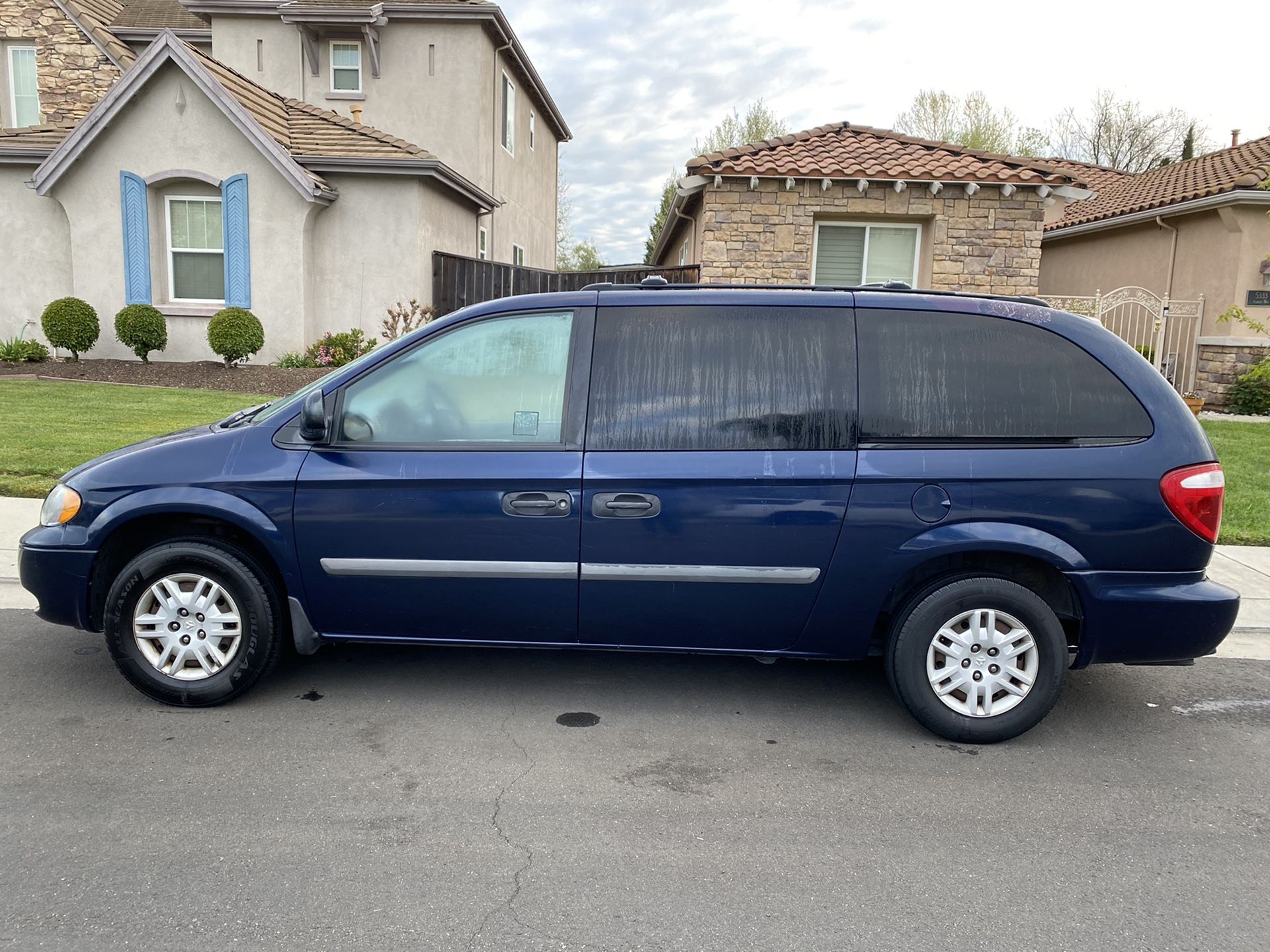 2005 Dodge Grand Caravan