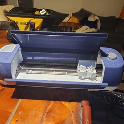 Cricut Explorer Air 2 With Traveling Case
