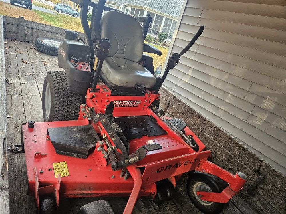 Gravely Proturn 160