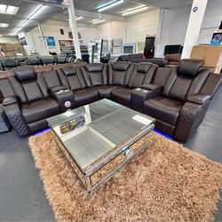 Brand New 🎯 Finance and Delivery 🎗️Caelan 3 Piece Power Reclining Sectional With Drop - Down Cup Holders , Reading Lights, Console
