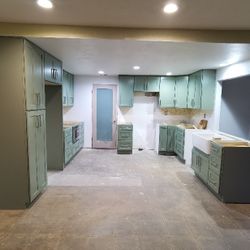 Brand New Green Shaker Cabinets W/Quartz Countertops (10 X 10 Kitchen)