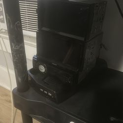 3 radios 2 double dins all work 60$ for all 3