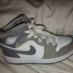 Children's Size 11 Jordans.