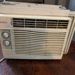 WINDOW AC