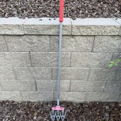 Corona MAX DiscCULTIVATOR Adjustable 6.5 in. Steel Tines with Red Comfort Grip Garden Disc Cultivator