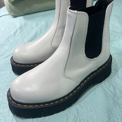 Dr Marten’s M9