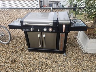 Blackstone Culinary 28" Cabinet Griddle With Air Fryer 