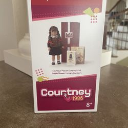 American Girl Mini Courtney Doll Set