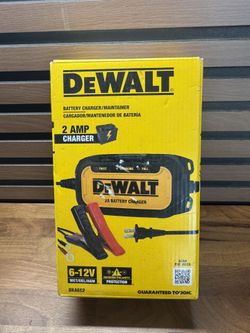 DEWALT Professional 2 Amp Automotive Battery Charger and Maintainer