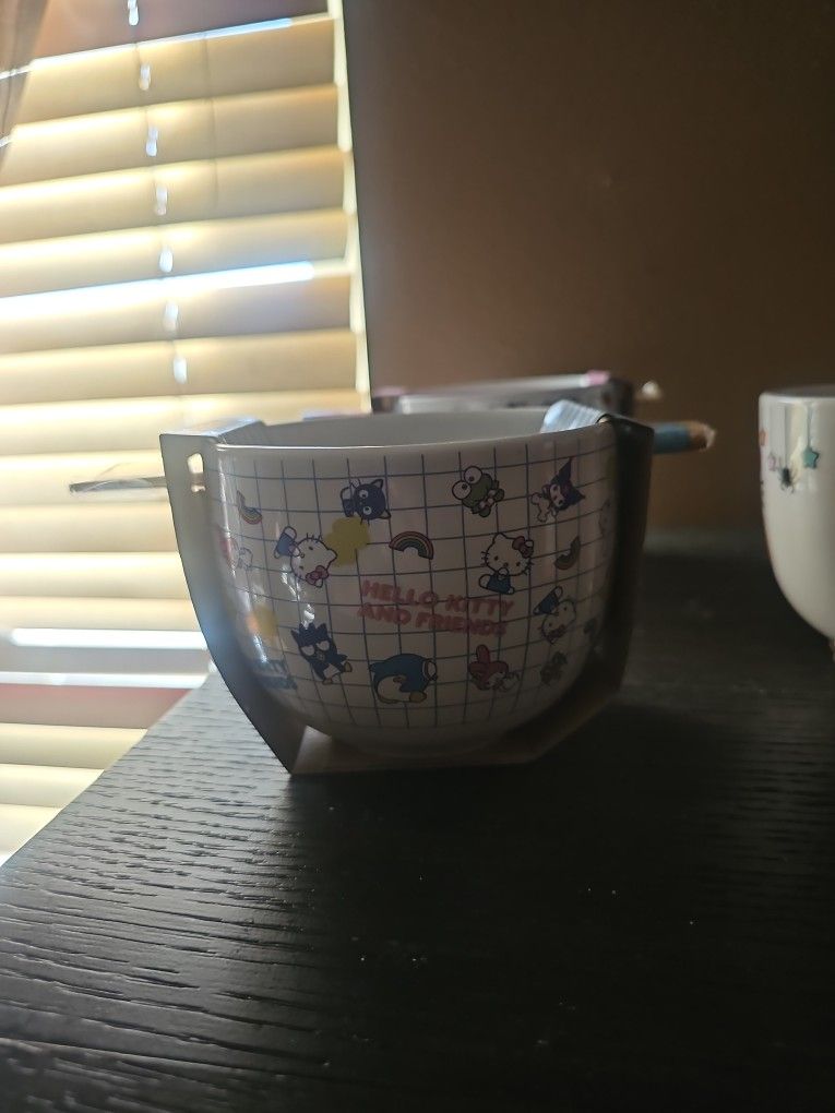 Hello Kitty And Freinds Cermic Bowl With Chopsticks