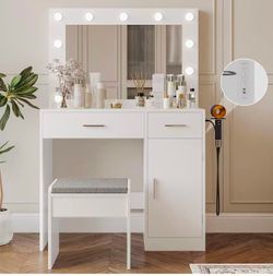 Vanity, Vanity Desk with Mirror, Large Drawer and Power Socket with 11 Light Bulbs and 3 Adjustable Lighting Modes, Vanity Table Ideal for Bedroom (Wh