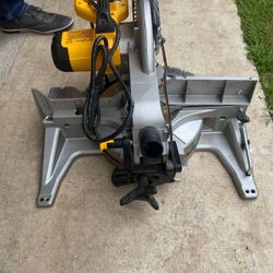 Dewalt Miller Saw