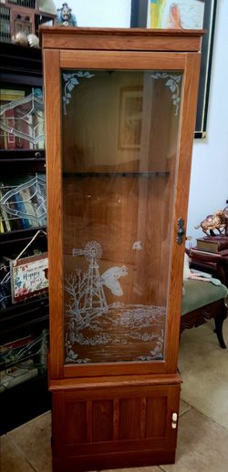Gun cabinet