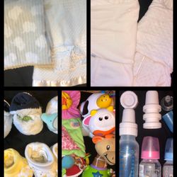Newborn Baby Lot, Halo SleepSack Swaddles, Blankets, Toys, Bottles/accessories, Burp Cloths, Booties, Hats & Clothing. More Then Photos Show 50+ Piece
