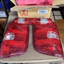 Tail Lights & Breaklight For 07-13 Chevy/Gmc 