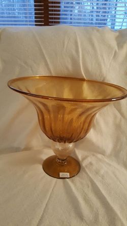 Huge Made in Italy Center Bowl