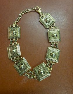 Rare vintage Damascene necklace, bright gold tone, metal construction
