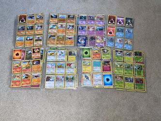 Lot of 300+ Pokémon Cards