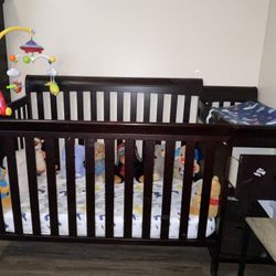 Crib with Changing Table