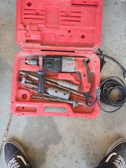 Milwaukee 1/2 inch hammer drill