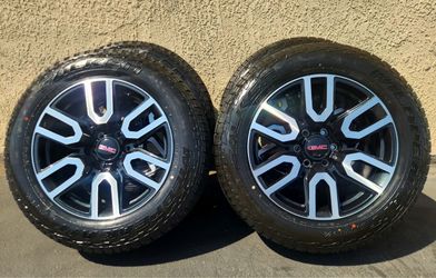 20β GMC Sierra 1500 Denali Silverado Wheels and Tires