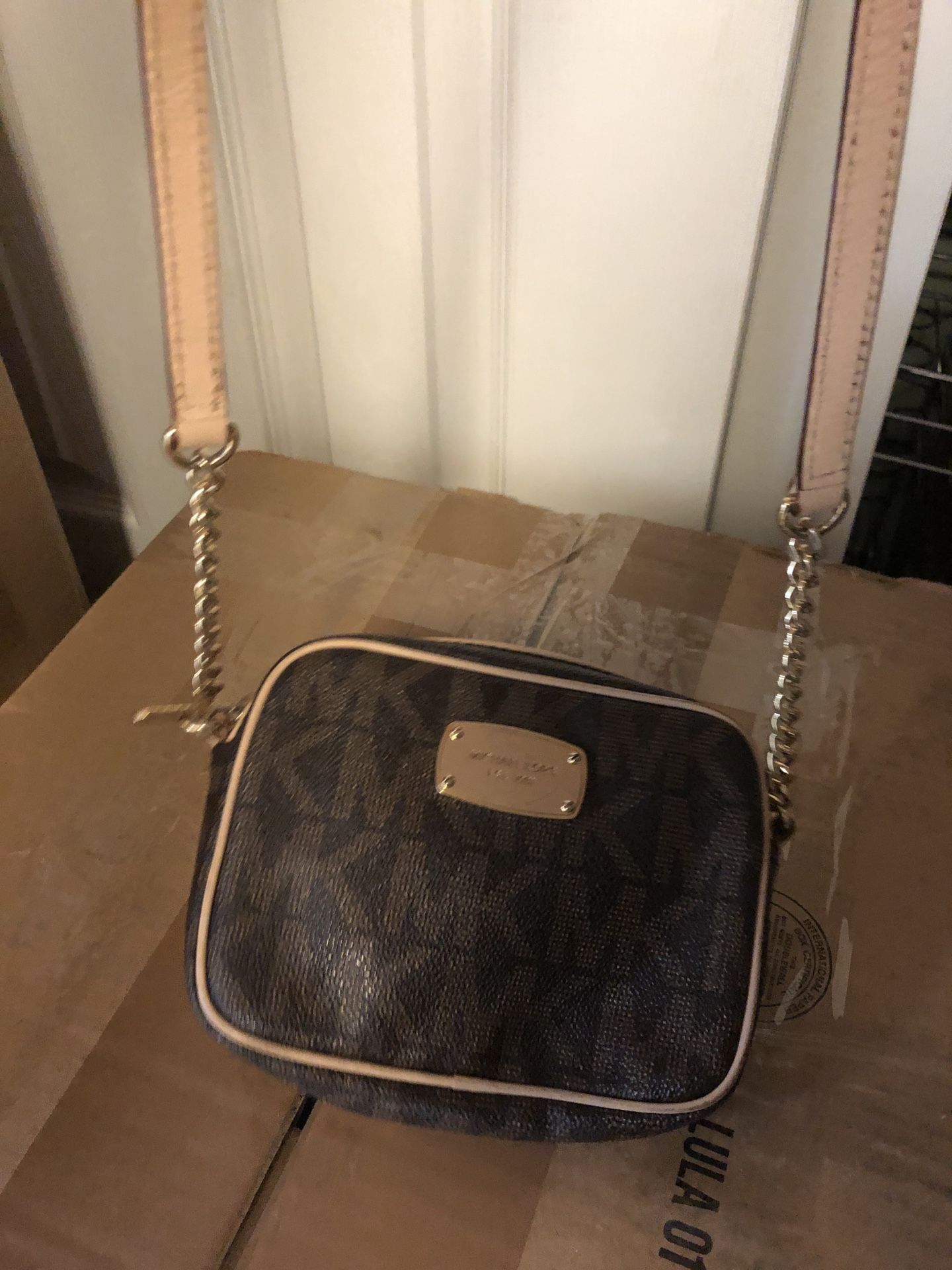 Michael Kors Crossbody Bag