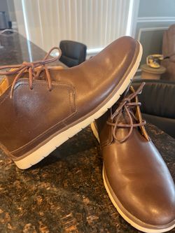 UGG Brown Leather Chukka Boots