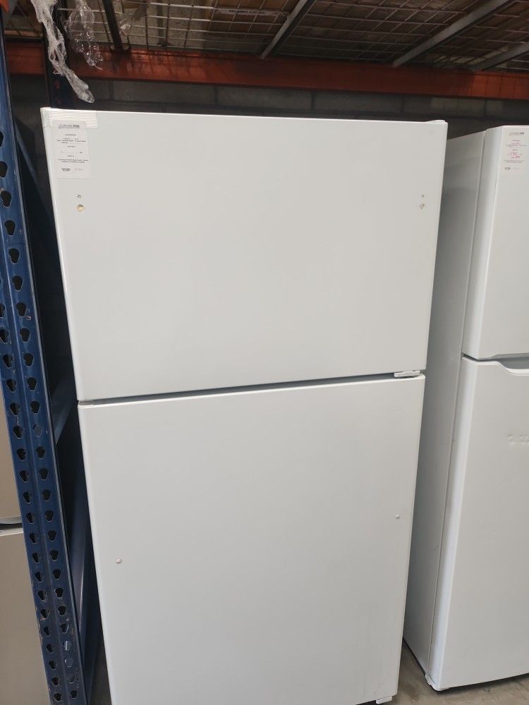 GE
21.9 cu. ft. Top Freezer Refrigerator in White, Garage Ready