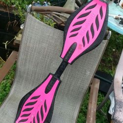 Skateboard two wheels