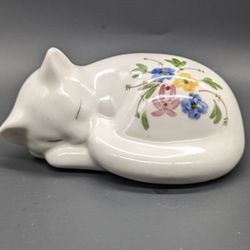 VTG Sleeping Cat. Hand painted Ceramic With Flower Detail
