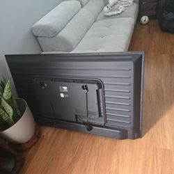 TV 55" almost new