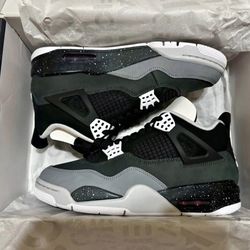 Jordan 4 Retro “Fear”
