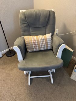 Rocking chair and Ottoman