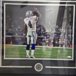 Authographed Dak Prescott Picture