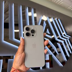 iPhone 16 Pro 256 GB ||| AT&T