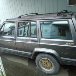 1989 Jeep Cherokee