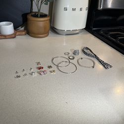 Lot of Jewelry