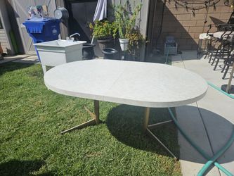 Formica Table Antique 