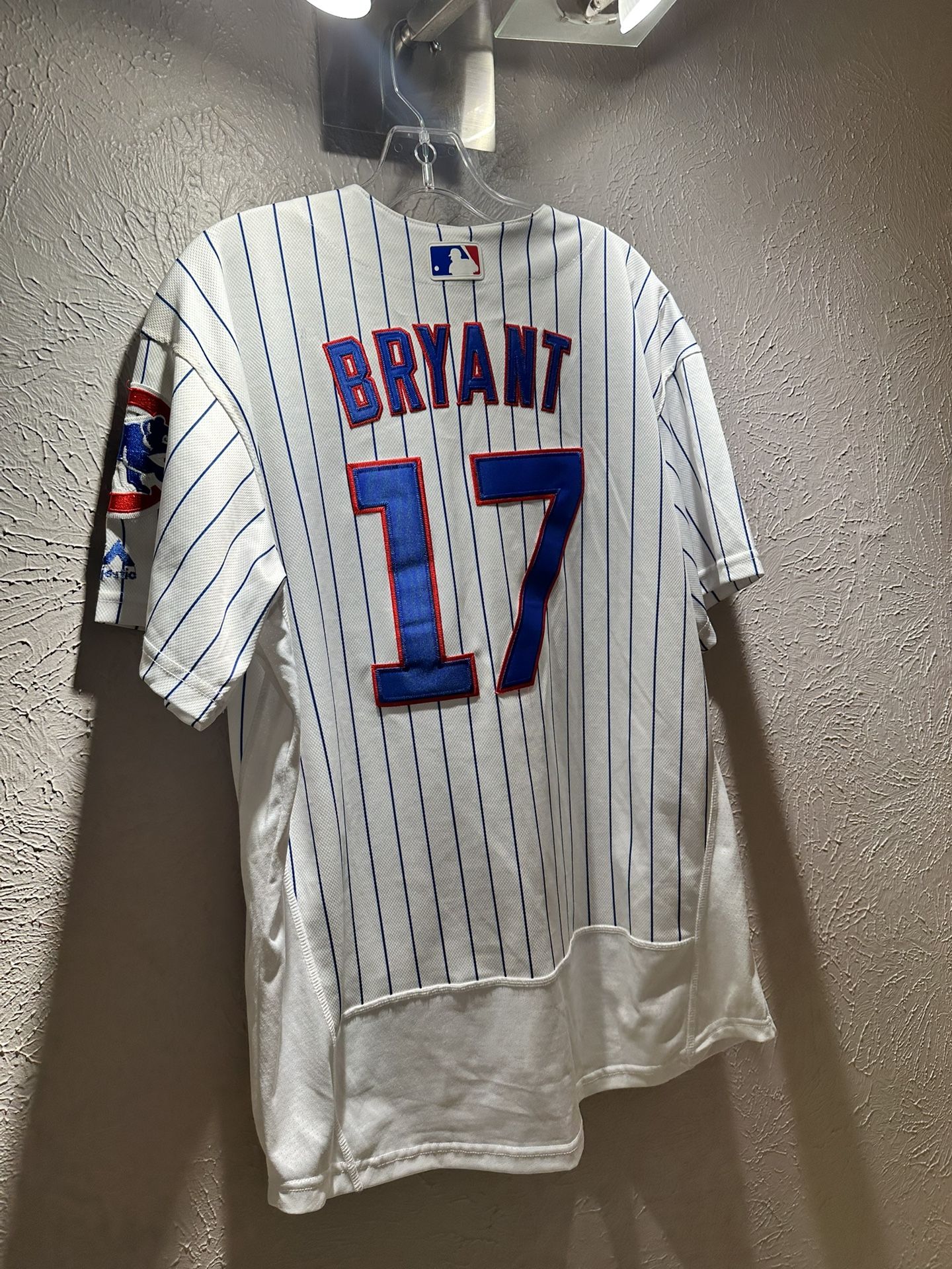 Majestic Men's Chicago Cubs Kris Bryant #17 Jersey Flex Base Size 40