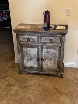 Coastal end table/ nightstand